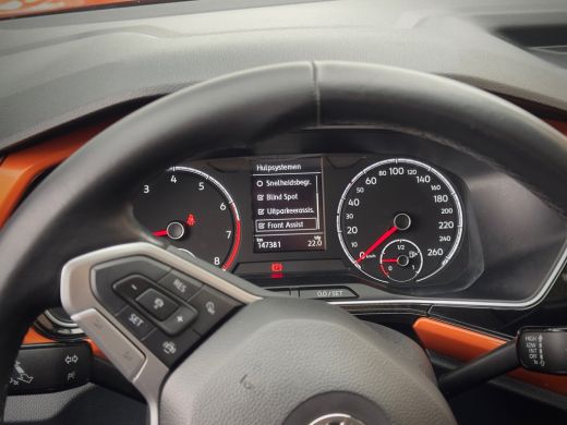 Volkswagen T-Cross 1.0 TSI ORANGE-STYLE EDITION CARPLAY CRUISE CONTROL AIRCO LED LMV PDC ActivLease financial lease