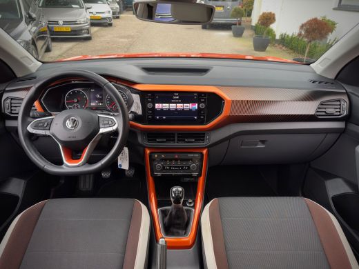Volkswagen T-Cross 1.0 TSI ORANGE-STYLE EDITION CARPLAY CRUISE CONTROL AIRCO LED LMV PDC ActivLease financial lease