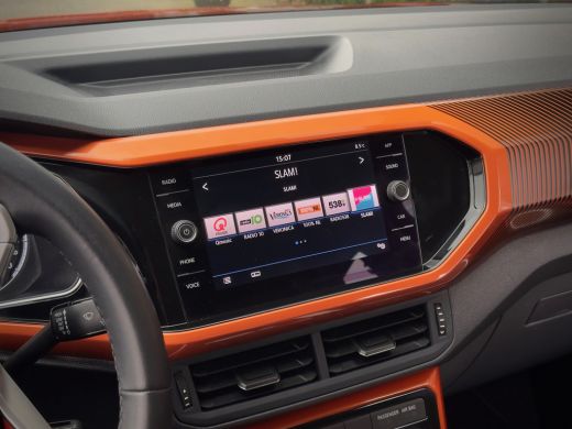 Volkswagen T-Cross 1.0 TSI ORANGE-STYLE EDITION CARPLAY CRUISE CONTROL AIRCO LED LMV PDC ActivLease financial lease