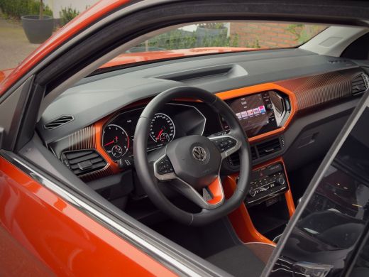 Volkswagen T-Cross 1.0 TSI ORANGE-STYLE EDITION CARPLAY CRUISE CONTROL AIRCO LED LMV PDC ActivLease financial lease