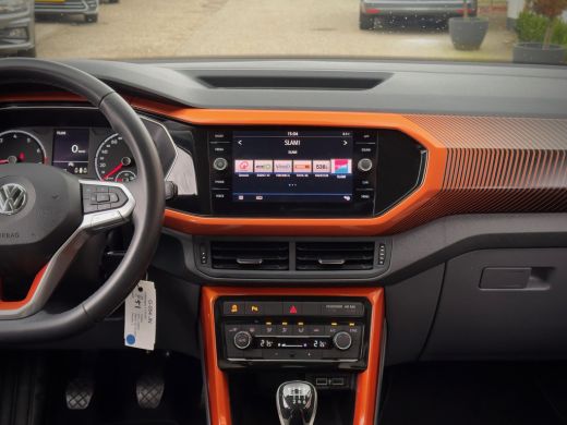 Volkswagen T-Cross 1.0 TSI ORANGE-STYLE EDITION CARPLAY CRUISE CONTROL AIRCO LED LMV PDC ActivLease financial lease