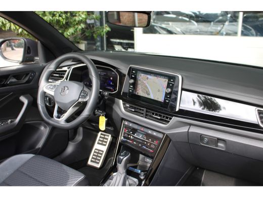 Volkswagen T-Roc 1.5 TSI 150PK DSG R-LINE SPORT NAVI/LED/CARPLAY/TREKHAAK ActivLease financial lease