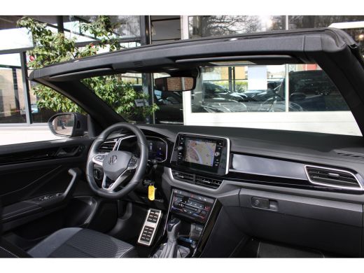 Volkswagen T-Roc 1.5 TSI 150PK DSG R-LINE SPORT NAVI/LED/CARPLAY/TREKHAAK ActivLease financial lease
