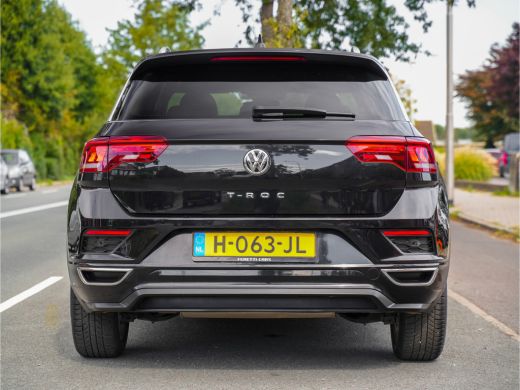 Volkswagen T-Roc 1.5 TSI AUT7 R-LINE SPORT NAVI DIGIDASH APPLE.CARPLAY 18INCH.LMV PDC ORG.121d.KM!!! ActivLease financial lease