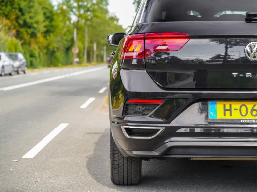 Volkswagen T-Roc 1.5 TSI AUT7 R-LINE SPORT NAVI DIGIDASH APPLE.CARPLAY 18INCH.LMV PDC ORG.121d.KM!!! ActivLease financial lease