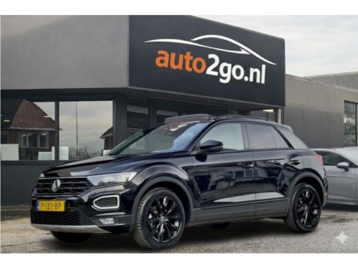 Volkswagen T-Roc 1.5 TSI AUT7 SPORT BLACK-EDITION PANODAK NAVI CAMERA DIGI-DASH APPLE-CARPLAY LED LMV PDC