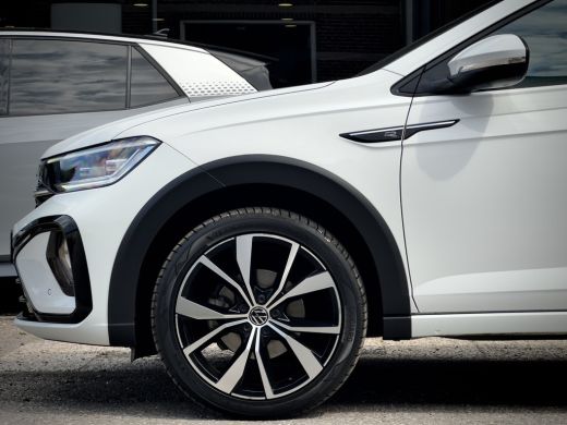 Volkswagen Taigo 1.0 TSI AUT7 R-LINE 60D.KM!! NAVI CAMERA DIGI-DASH APPLE-CARPLAY IQ-DRIVE LED LMV PDC ActivLease financial lease