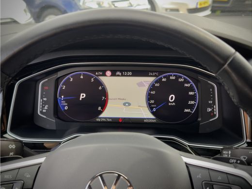 Volkswagen Taigo 1.0 TSI AUT7 R-LINE 60D.KM!! NAVI CAMERA DIGI-DASH APPLE-CARPLAY IQ-DRIVE LED LMV PDC ActivLease financial lease