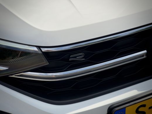 Volkswagen Taigo 1.0 TSI AUT7 R-LINE 60D.KM!! NAVI CAMERA DIGI-DASH APPLE-CARPLAY IQ-DRIVE LED LMV PDC ActivLease financial lease