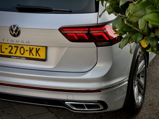 Volkswagen Tiguan 1.5 TSI AUT7 3X R-LINE + NW-MODEL PANODAK NAVI DIGI-DASH PARK-ASSIST LED LMV PDC ActivLease financial lease