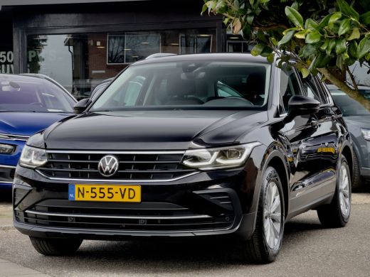 Volkswagen Tiguan 1.5 TSI AUT7 LIFE NAVI DIGI-DASH APPLE-CARPLAY LED LMV PDC ActivLease financial lease
