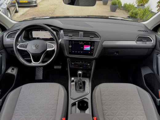 Volkswagen Tiguan 1.5 TSI AUT7 LIFE NAVI DIGI-DASH APPLE-CARPLAY LED LMV PDC ActivLease financial lease