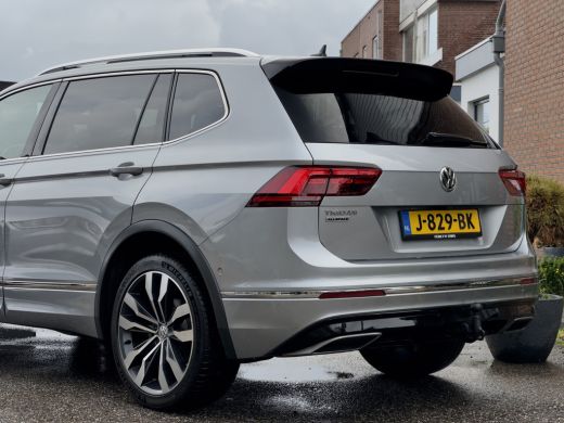 Volkswagen Tiguan Allspace 1.5 TSI AUT7 3x R-LINE 7PERS PANODAK 20 INCH-LMV NAVI CAMERA DIGI-DASH APPLE-CARPLAY LED PDC ActivLease financial lease