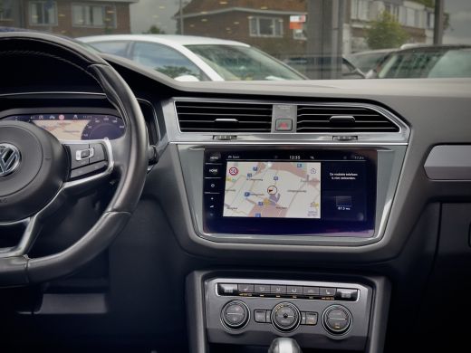 Volkswagen Tiguan Allspace 1.5 TSI AUT7 3x R-LINE 7PERS PANODAK 20 INCH-LMV NAVI CAMERA DIGI-DASH APPLE-CARPLAY LED PDC ActivLease financial lease