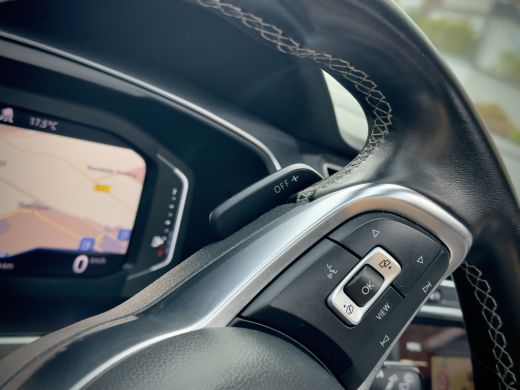 Volkswagen Tiguan Allspace 1.5 TSI AUT7 3x R-LINE 7PERS PANODAK 20 INCH-LMV NAVI CAMERA DIGI-DASH APPLE-CARPLAY LED PDC ActivLease financial lease