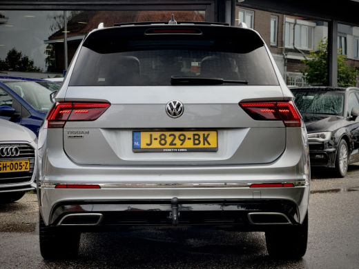 Volkswagen Tiguan Allspace 1.5 TSI AUT7 3x R-LINE 7PERS PANODAK 20 INCH-LMV NAVI CAMERA DIGI-DASH APPLE-CARPLAY LED PDC ActivLease financial lease