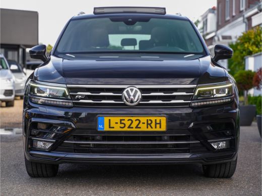 Volkswagen Tiguan Allspace 1.5 TSI AUT7 3x R-LINE 7PERS PANODAK NAVI CAMERA DIGIDASH 20 INCH-LMV PARKASSIST PDC ActivLease financial lease