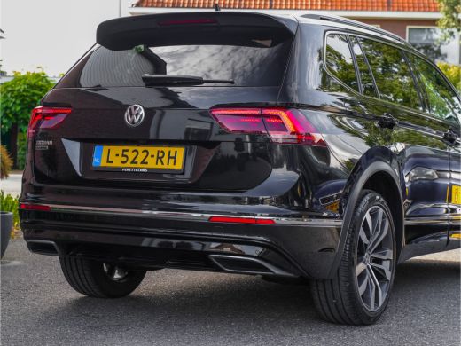 Volkswagen Tiguan Allspace 1.5 TSI AUT7 3x R-LINE 7PERS PANODAK NAVI CAMERA DIGIDASH 20 INCH-LMV PARKASSIST PDC ActivLease financial lease