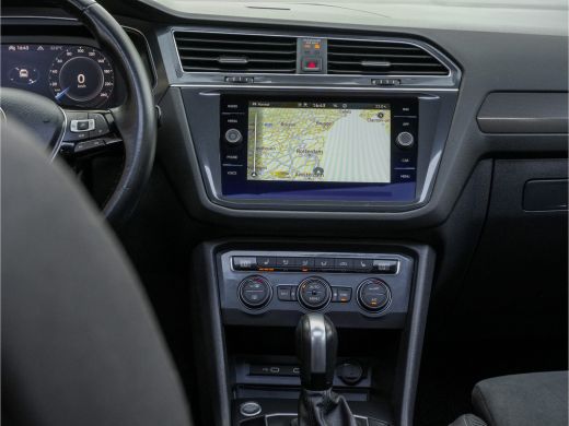 Volkswagen Tiguan Allspace 1.5 TSI AUT7 3x R-LINE 7PERS PANODAK NAVI CAMERA DIGIDASH 20 INCH-LMV PARKASSIST PDC ActivLease financial lease