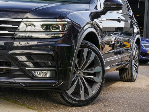 Volkswagen Tiguan Allspace 1.5 TSI AUT7 3x R-LINE 7PERS PANODAK NAVI CAMERA DIGIDASH 20 INCH-LMV PARKASSIST PDC ActivLease financial lease