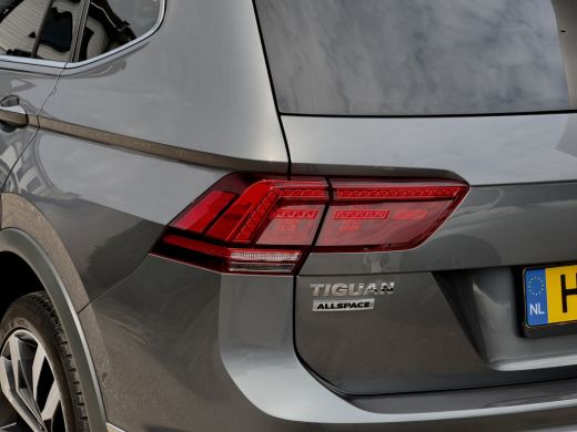 Volkswagen Tiguan Allspace 1.5 TSI AUT7 3X R-LINE.VOL-LEDER 20 INCHE NAVI CAMERA DIGI-DASH APPLE-CARPLAY LED PDC VOL-LEDER 2... ActivLease financial lease