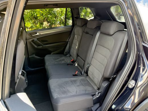 Volkswagen Tiguan Allspace 1.5 TSI AUT7 R-LINE HIGHLINE NAVI CAMERA DIGI-DASH APPLE-CARPLAY LED LMV PDC ActivLease financial lease