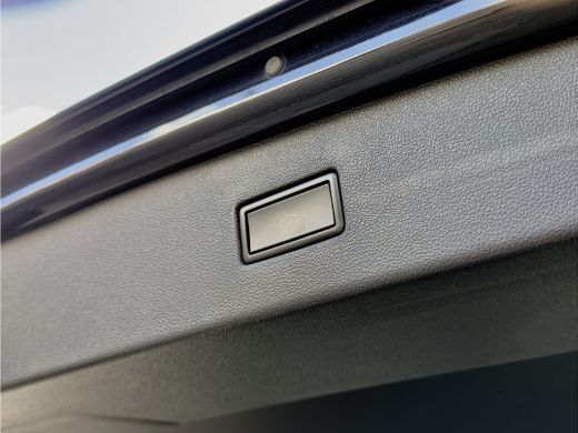 Volkswagen Tiguan Allspace 1.5 TSI AUT7 R-LINE HIGHLINE NAVI CAMERA DIGI-DASH APPLE-CARPLAY LED LMV PDC ActivLease financial lease