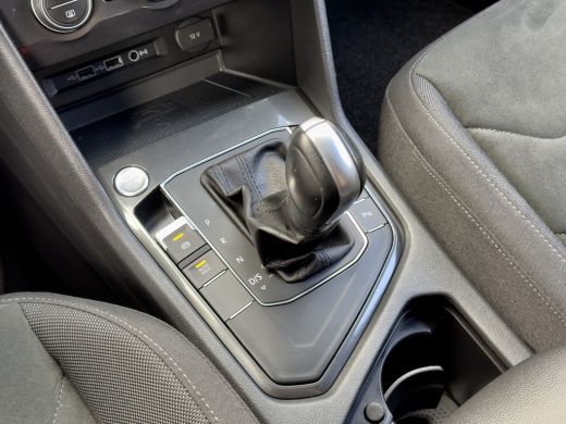 Volkswagen Tiguan Allspace 1.5 TSI AUT7 R-LINE HIGHLINE NAVI CAMERA DIGI-DASH APPLE-CARPLAY LED LMV PDC ActivLease financial lease