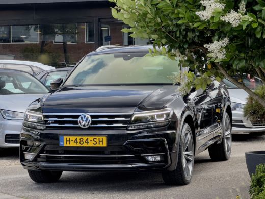 Volkswagen Tiguan Allspace 1.5 TSI AUT7 R-LINE HIGHLINE NAVI CAMERA DIGI-DASH APPLE-CARPLAY LED LMV PDC ActivLease financial lease