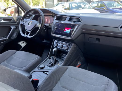Volkswagen Tiguan Allspace 2.0 TSI AUT7 4MOTION HIGHLINE R-LINE 191PK. NAVI CAMERA DIGI-DASH APPLE-CARPLAY LED LMV PDC ActivLease financial lease