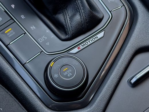 Volkswagen Tiguan Allspace 2.0 TSI AUT7 4MOTION HIGHLINE R-LINE 191PK. NAVI CAMERA DIGI-DASH APPLE-CARPLAY LED LMV PDC ActivLease financial lease