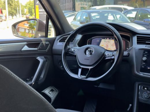 Volkswagen Tiguan Allspace 2.0 TSI AUT7 4MOTION HIGHLINE R-LINE 191PK. NAVI CAMERA DIGI-DASH APPLE-CARPLAY LED LMV PDC ActivLease financial lease