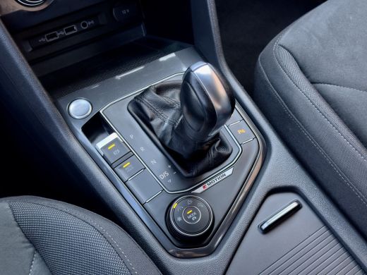 Volkswagen Tiguan Allspace 2.0 TSI AUT7 4MOTION HIGHLINE R-LINE 191PK. NAVI CAMERA DIGI-DASH APPLE-CARPLAY LED LMV PDC ActivLease financial lease