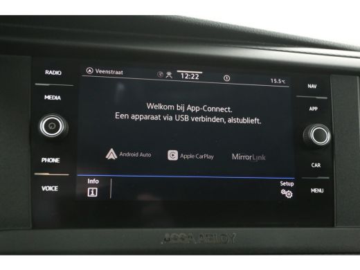 Volkswagen Transporter 2.0 TDI L2H1 | Airco | Cruise | Carplay | Navi | Parkeersensoren ActivLease financial lease