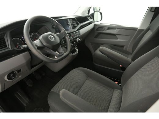 Volkswagen Transporter 2.0 TDI L2H1 | Airco | Cruise | Carplay | Navi | Parkeersensoren ActivLease financial lease