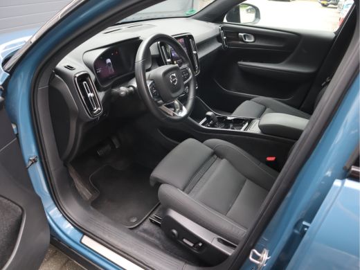 Volvo  C40 Recharge Twin Intro Edition 78 kWh Navi / Trekh / Pano / 360Camera / Carplay / Stuur-Stoelverw / ... ActivLease financial lease