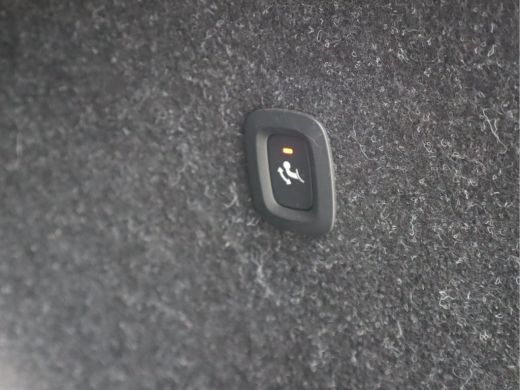 Volvo  C40 Recharge Twin Intro Edition 78 kWh Navi / Trekh / Pano / 360Camera / Carplay / Stuur-Stoelverw / ... ActivLease financial lease