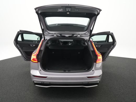 Volvo  V60 2.0 T6 Plug-in hybrid AWD Plus Dark | Harman/Kardon | 360&deg; | Trekhaak| Memory | ActivLease financial lease