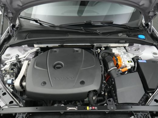 Volvo  V60 2.0 T6 Plug-in hybrid AWD Plus Dark | Harman/Kardon | 360&deg; | Trekhaak| Memory | ActivLease financial lease