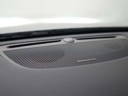 Volvo  V60 2.0 T6 Plug-in hybrid AWD Plus Dark | Harman/Kardon | 360&deg; | Trekhaak| Memory | ActivLease financial lease