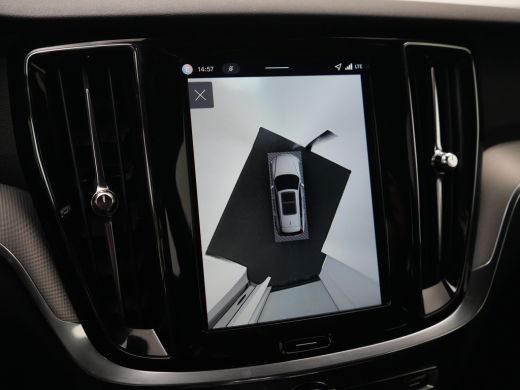 Volvo  V60 2.0 T6 Plug-in hybrid AWD Plus Dark | Harman/Kardon | 360&deg; | Trekhaak| Memory | ActivLease financial lease