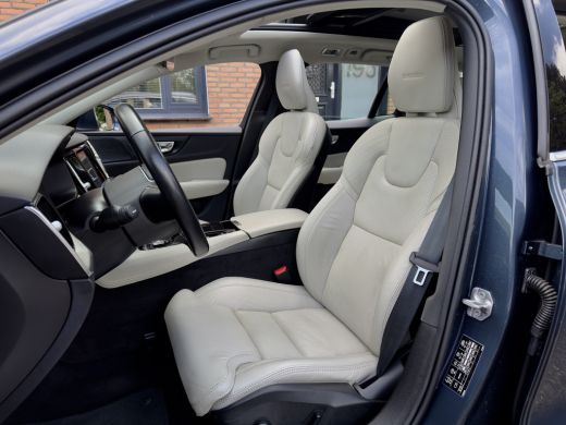 Volvo  V60 2.0 T8 AUT8 TWIN ENGINE AWD INSCRIPTION 304PK. PANODAK LEDER NAVI CAMERA DIGI-DASH APPLE-CARPLAY ... ActivLease financial lease