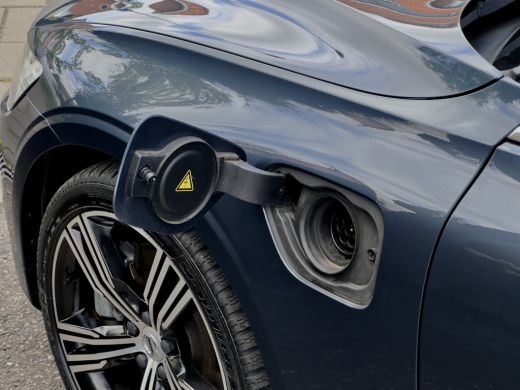 Volvo  V60 2.0 T8 AUT8 TWIN ENGINE AWD INSCRIPTION 304PK. PANODAK LEDER NAVI CAMERA DIGI-DASH APPLE-CARPLAY ... ActivLease financial lease