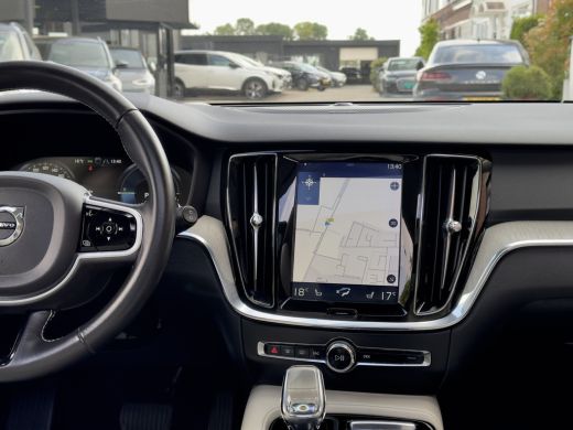 Volvo  V60 2.0 T8 AUT8 TWIN ENGINE AWD INSCRIPTION 304PK. PANODAK LEDER NAVI CAMERA DIGI-DASH APPLE-CARPLAY ... ActivLease financial lease