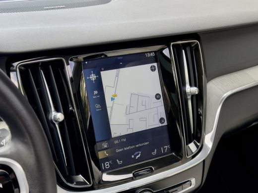 Volvo  V60 2.0 T8 AUT8 TWIN ENGINE AWD INSCRIPTION 304PK. PANODAK LEDER NAVI CAMERA DIGI-DASH APPLE-CARPLAY ... ActivLease financial lease