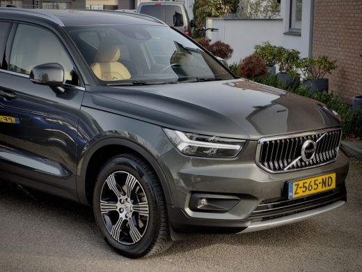Volvo  XC40 2.0 T4 INSCRIPTION PANODAK LEDER NAVI HARMAN KARDON LED LMV PDC ActivLease financial lease