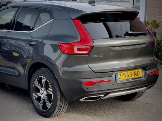 Volvo  XC40 2.0 T4 INSCRIPTION PANODAK LEDER NAVI HARMAN KARDON LED LMV PDC ActivLease financial lease