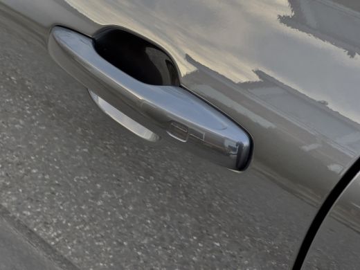 Volvo  XC60 2.0 T6 AUT8 PLUG-IN HYBRID AWD INSCRIPTION EXCLUSIVE. PANODAK LEDER NAVI CAMERA APPLE-CARPLAY DIG... ActivLease financial lease