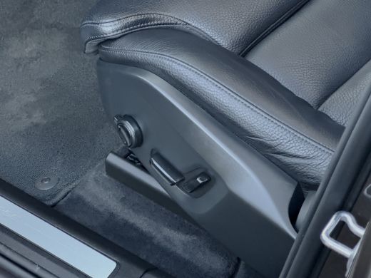 Volvo  XC60 2.0 T6 AUT8 PLUG-IN HYBRID AWD INSCRIPTION EXCLUSIVE. PANODAK LEDER NAVI CAMERA APPLE-CARPLAY DIG... ActivLease financial lease