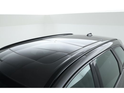 Volvo  XC60 2.0 T6 Plug-in hybrid AWD Inscription Expression Virtual, Panorama, Climate, ActivLease financial lease